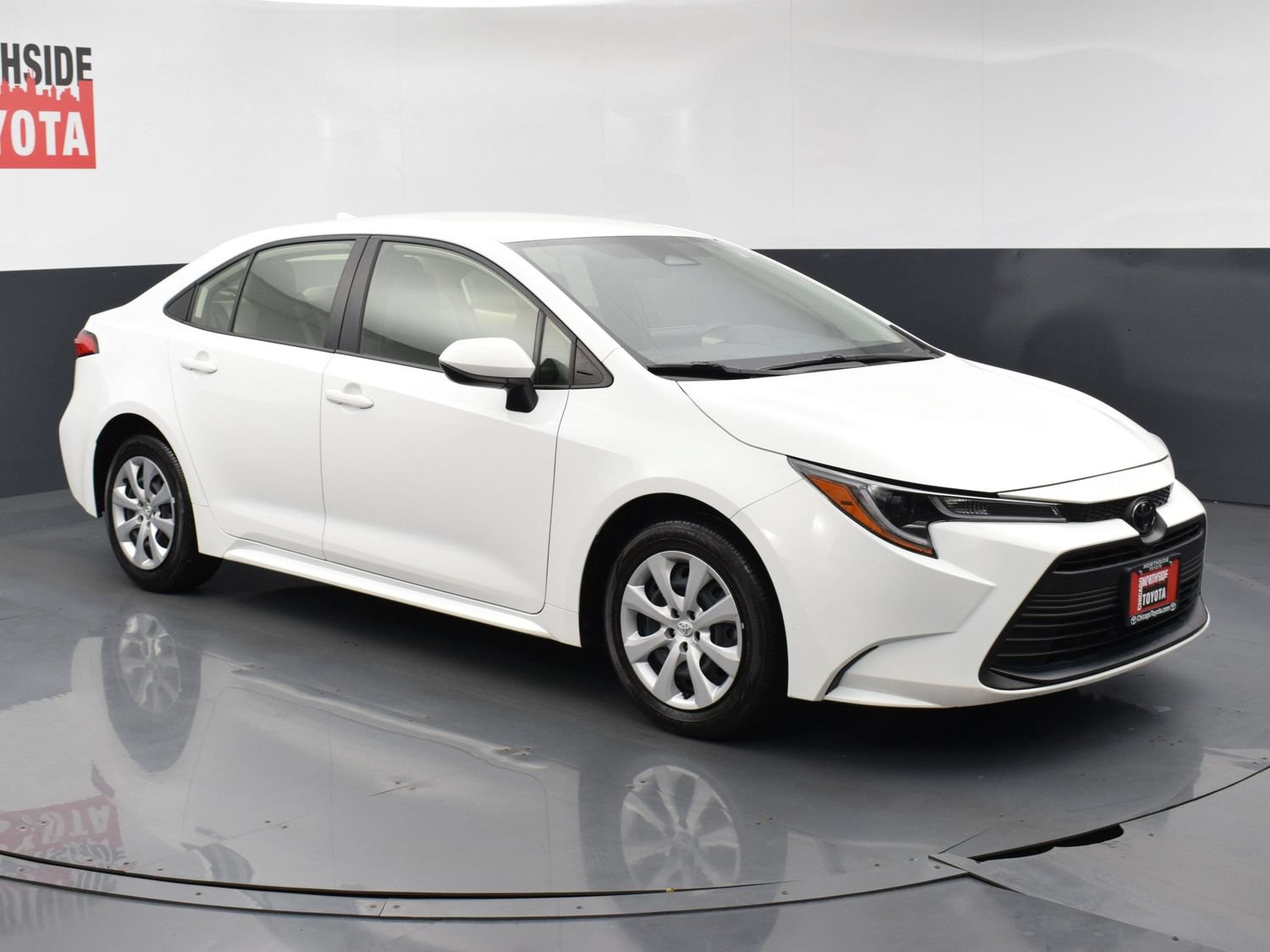 Used 2024 Toyota Corolla LE FWD image 6