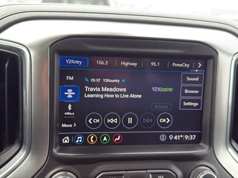 Used 2020 Chevrolet Silverado 1500 LTZ w/ LTZ Premium Package image 20