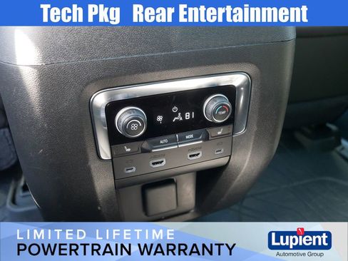 Used 2024 Chevrolet Tahoe High Country w/ Advanced Technology Package AWD/4WD image 19