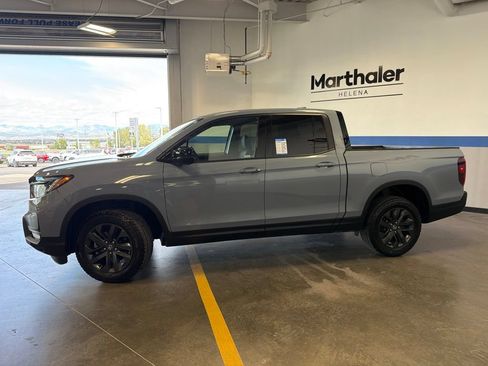 Certified 2023 Honda Ridgeline Sport image 9