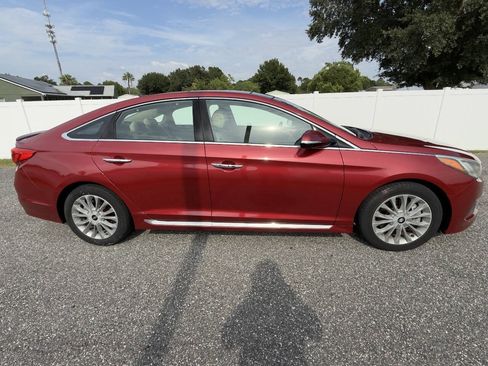 Used 2015 Hyundai Sonata Limited w/ Option Group 06 FWD image 4