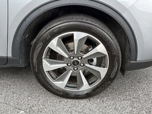 Certified 2024 Ford Escape Platinum AWD/4WD image 14