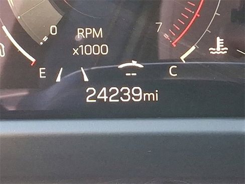 Certified 2025 GMC Acadia Elevation image 19