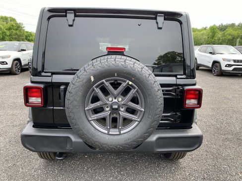 New 2026 Jeep Wrangler Unlimited Sport AWD/4WD image 4