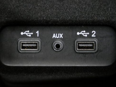 Used 2019 Dodge Charger SXT image 22