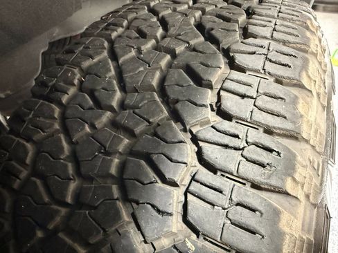 Used 2025 Chevrolet Silverado 2500 LTZ w/ LTZ Convenience Package image 51