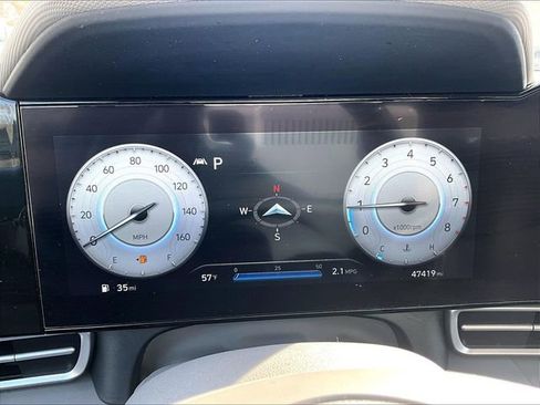 Used 2023 Hyundai Elantra SEL w/ Convenience Package image 25