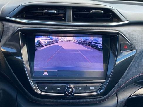 Used 2022 Chevrolet TrailBlazer RS w/ Sun and Liftgate Package image 47