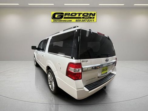 Used 2017 Ford Expedition EL Platinum AWD/4WD image 2