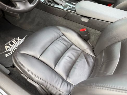 Used 2009 Chevrolet Corvette Coupe image 35