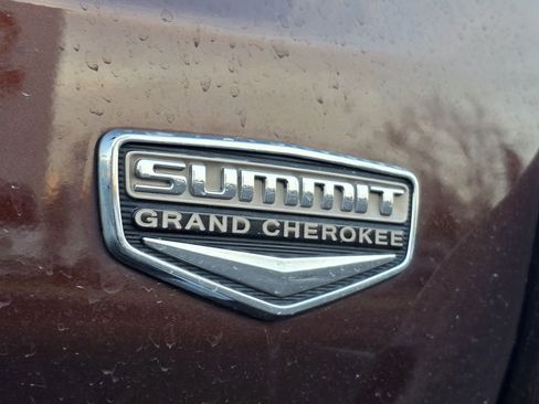 Used 2014 Jeep Grand Cherokee Summit image 27