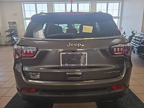 Used 2021 Jeep Compass Limited image 5