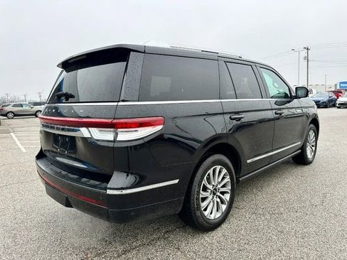 Used 2024 Lincoln Navigator Premiere image 7