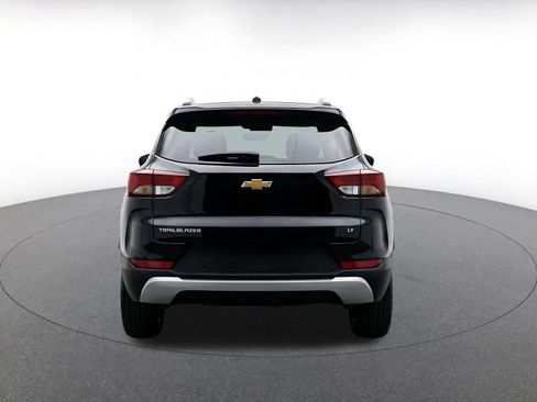 Used 2025 Chevrolet TrailBlazer LT w/ Driver Confidence Package AWD/4WD image 8