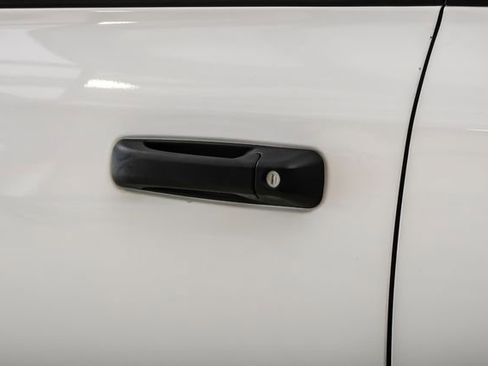 Used 2025 RAM 2500 Big Horn AWD/4WD image 37