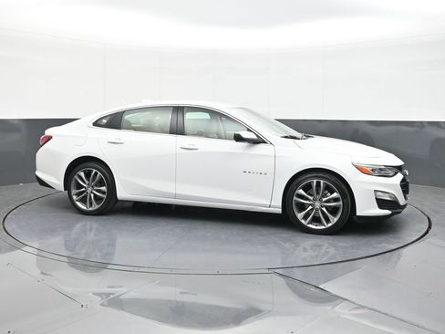 Used 2024 Chevrolet Malibu LT FWD image 14