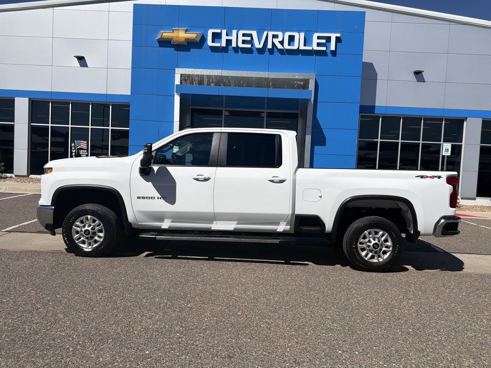Certified 2025 Chevrolet Silverado 2500 LT w/ Safety Package AWD/4WD image 2