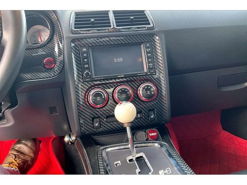 Used 2014 Dodge Challenger R/T Plus image 31