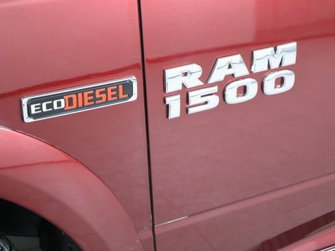 Used 2018 RAM 1500 Laramie image 11