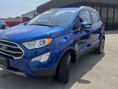 Used 2020 Ford EcoSport Titanium image 3
