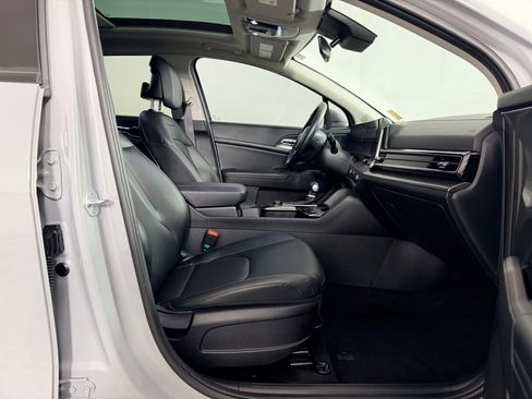 Used 2025 Kia Sportage SX FWD image 33