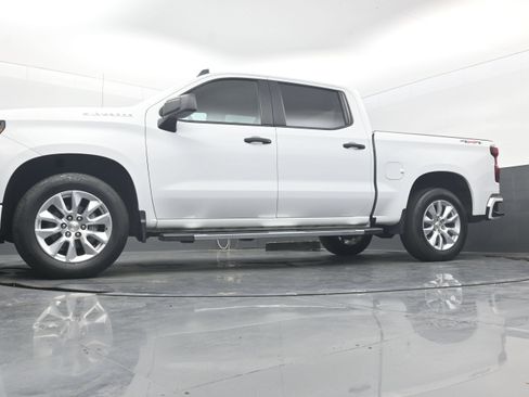 Used 2024 Chevrolet Silverado 1500 Custom AWD/4WD image 22