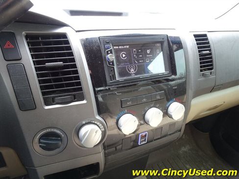 Used 2011 Toyota Tundra 4x4 Double Cab image 15