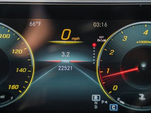 Used 2023 Mercedes-Benz GLB 250 GLB 250 w/ Premium Package image 45