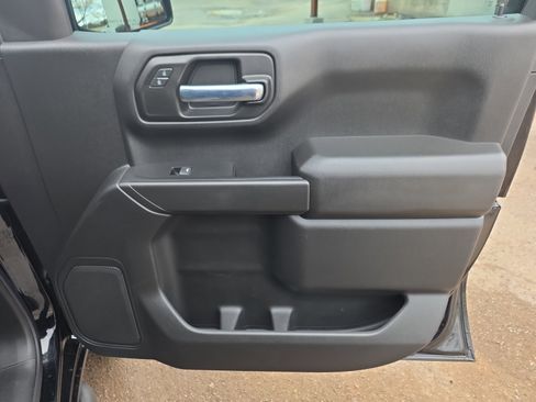 Used 2025 Chevrolet Silverado 1500 Custom Trail Boss w/ Midnight Edition image 31