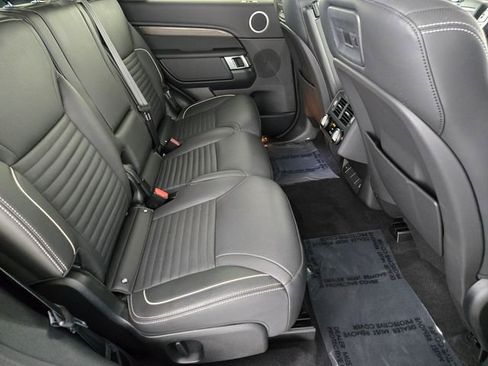 Certified 2023 Land Rover Discovery Metropolitan Edition AWD/4WD image 17