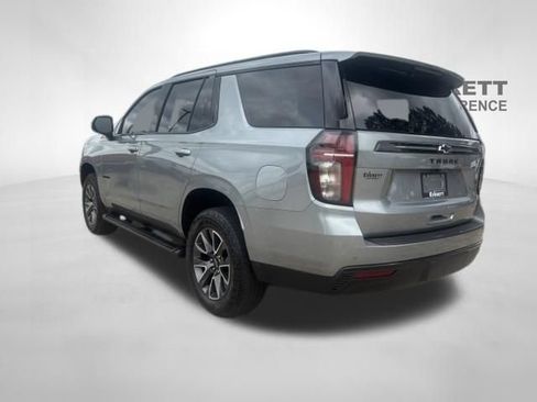 Used 2024 Chevrolet Tahoe Z71 w/ Luxury Package AWD/4WD image 5