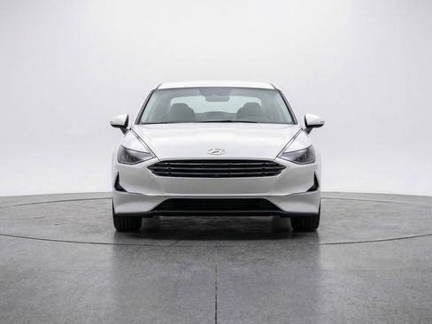 Used 2025 Hyundai Sonata SEL FWD image 2