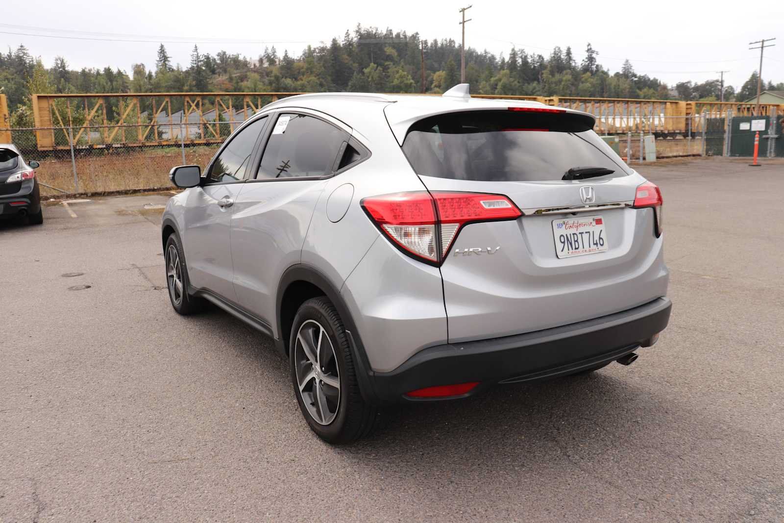 Used 2022 Honda HR-V EX image 7