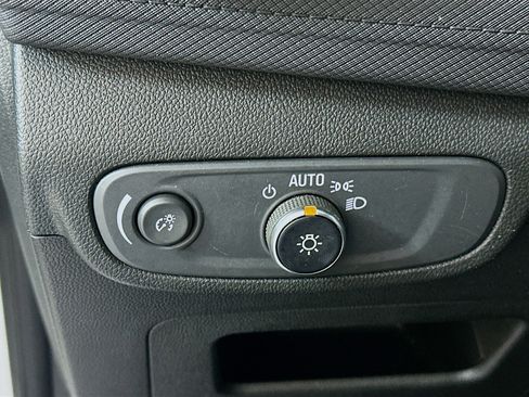 Used 2024 Chevrolet TrailBlazer LS image 17