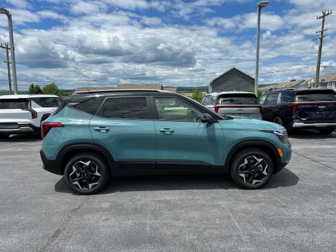 New 2026 Kia Seltos S AWD/4WD image 4