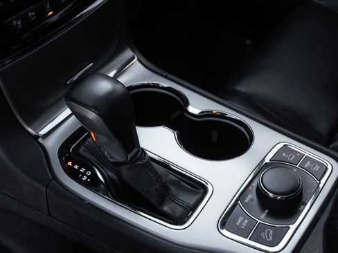 Used 2019 Jeep Grand Cherokee High Altitude image 17