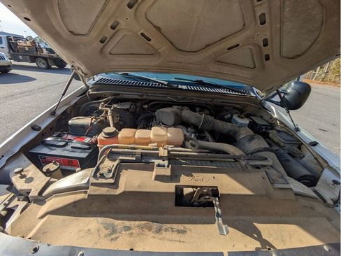 Used 1999 Ford F350 XLT image 20