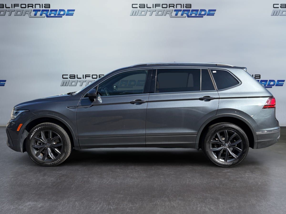 Used 2022 Volkswagen Tiguan SE FWD image 8