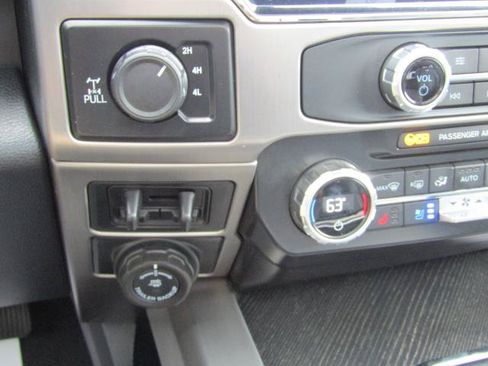 Used 2022 Ford F250 Platinum AWD/4WD image 26