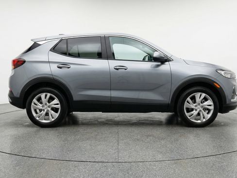 Used 2025 Buick Encore GX Preferred image 11