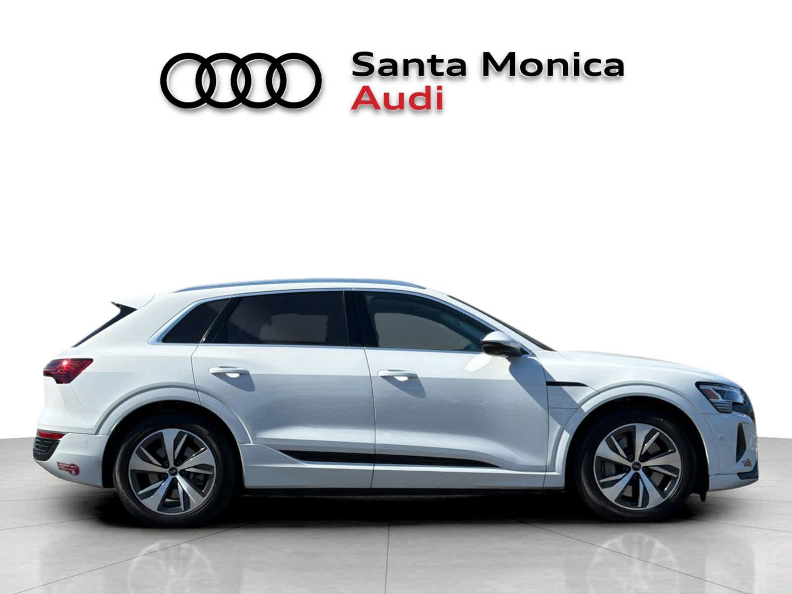 Used 2024 Audi Q8 e-tron Premium Plus w/ Premium Plus Package AWD/4WD image 8