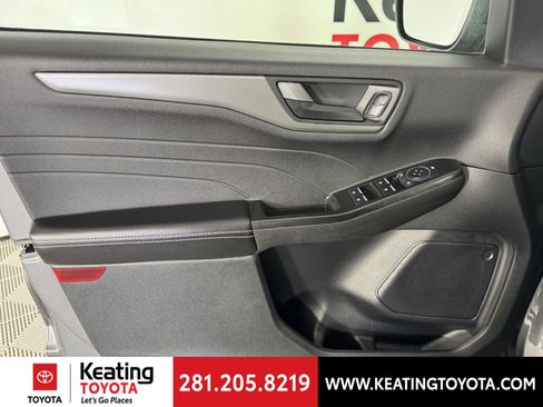 Used 2025 Ford Escape Active image 11