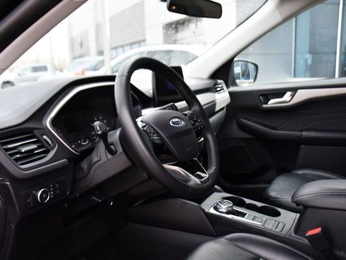 Used 2022 Ford Escape SEL AWD/4WD image 11