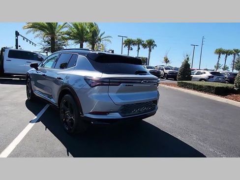 New 2026 Chevrolet Equinox EV RS image 26