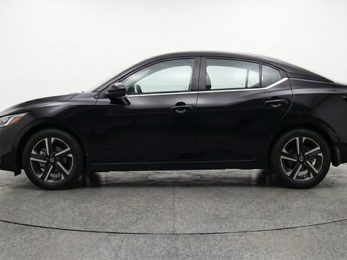 Used 2025 Nissan Sentra SV FWD image 4
