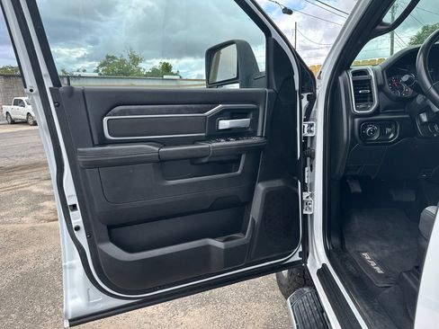 Used 2024 RAM 2500 Big Horn w/ Off Road Package AWD/4WD image 10