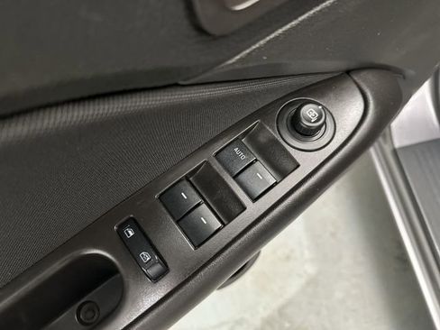 Used 2012 Ford Fusion SE image 19