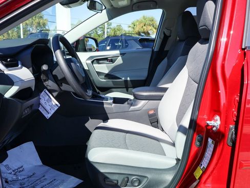 New 2025 Toyota RAV4 XLE image 7