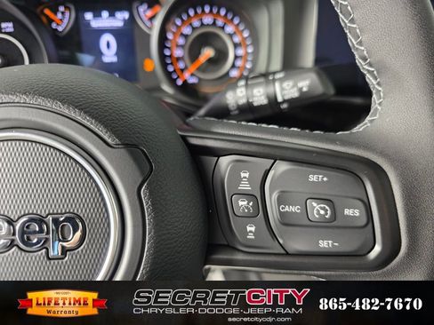 New 2026 Jeep Wrangler Unlimited Sport AWD/4WD image 18