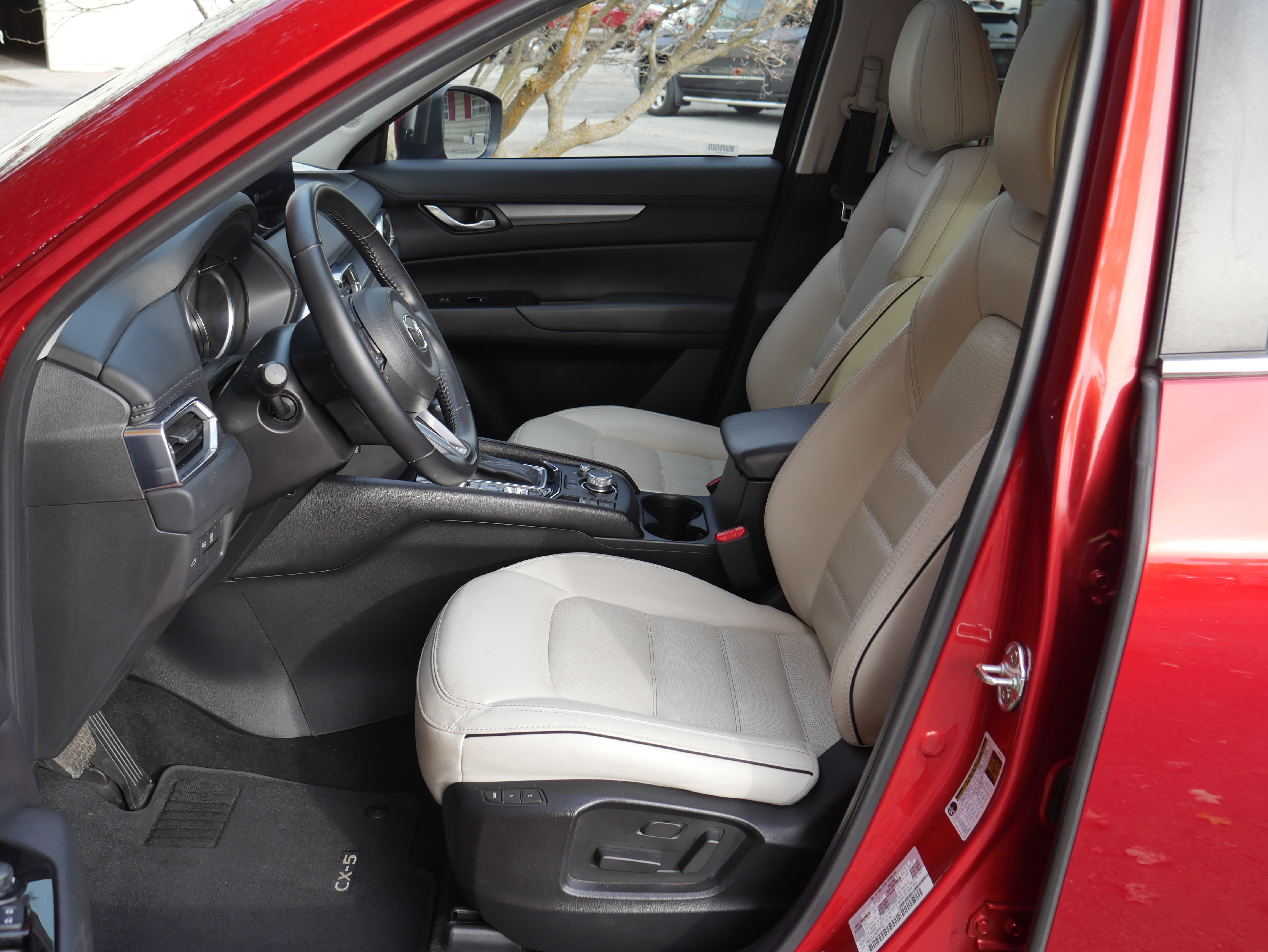 Used 2025 MAZDA CX-5 AWD 2.5 S w/ Preferred Package image 3